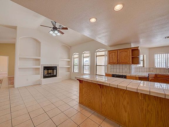 4th image of 15732 S Avenue 2 E #3/4