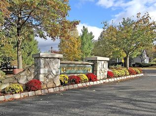 101 Birchwood Rd, Bedminster, NJ 07921