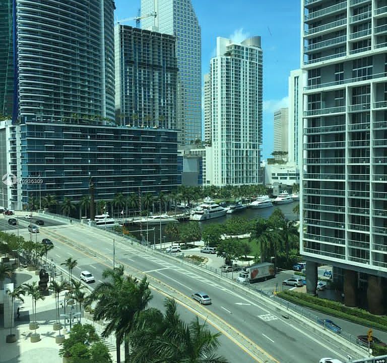 1st image of 500 Brickell Ave APT 901