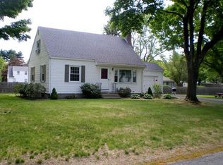 29 Powers Rd, Concord, MA 01742