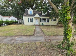 4881 Robin Hood Rd, Norfolk, VA 23513