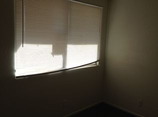 16552 Willow St APT 7, Hesperia, CA 92345