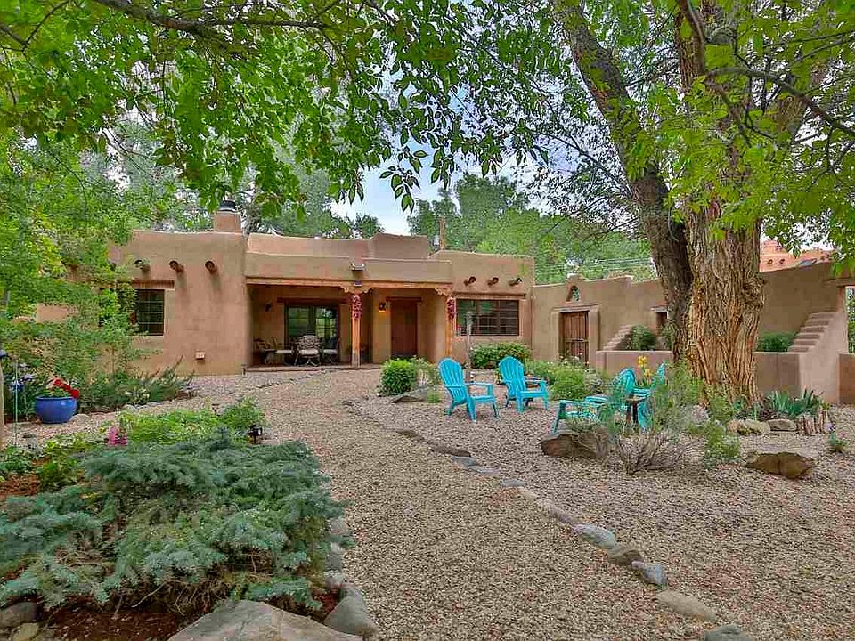 1st image of 307 Ortiz Ln