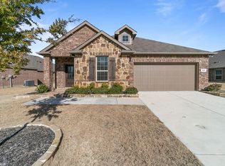 541 Northwood Dr, Oak Pt, TX 75068
