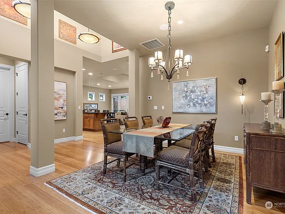 5th image of 12383 Adair Creek Way NE