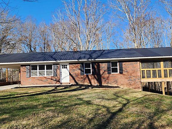 2nd image of 5021 Eagles Cove Rd