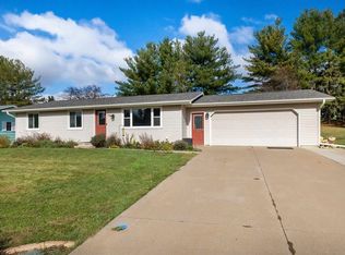 750 Biarritz Blvd, Platteville, WI 53818