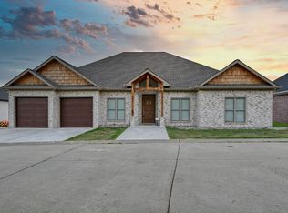 5181 Albert Pike Rd, Hot Springs, AR 71913