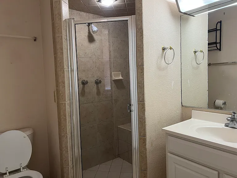 2343 Champion Ct — Photo 26