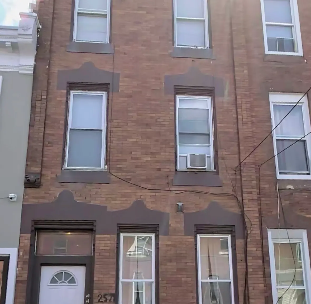 2 bed, 738 sqft, $1,000 — Photo 1