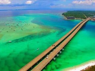 5208 Collins St, Panama City, FL 32404