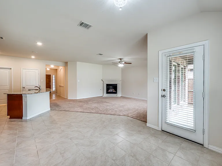 6120 Hightower St — Photo 4