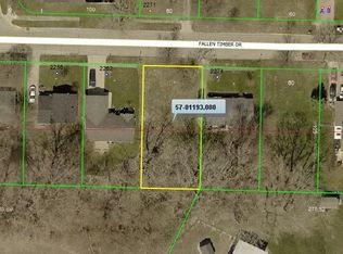 181 Fallen Timber Dr, Sandusky, OH 44870