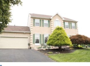 16 Woodly Dr, Limerick, PA 19468