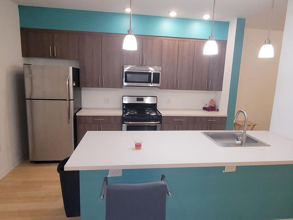 1st image of 478 Washington St APT 102