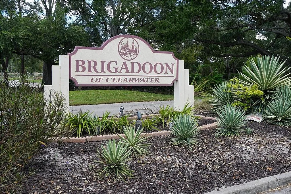 2 bed, 2.5 bath, 1120 sqft, $1,950 — Photo 2