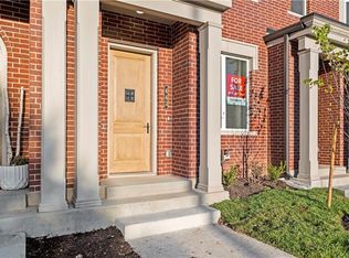 443 SW Longview Blvd, Lees Summit, MO 64081