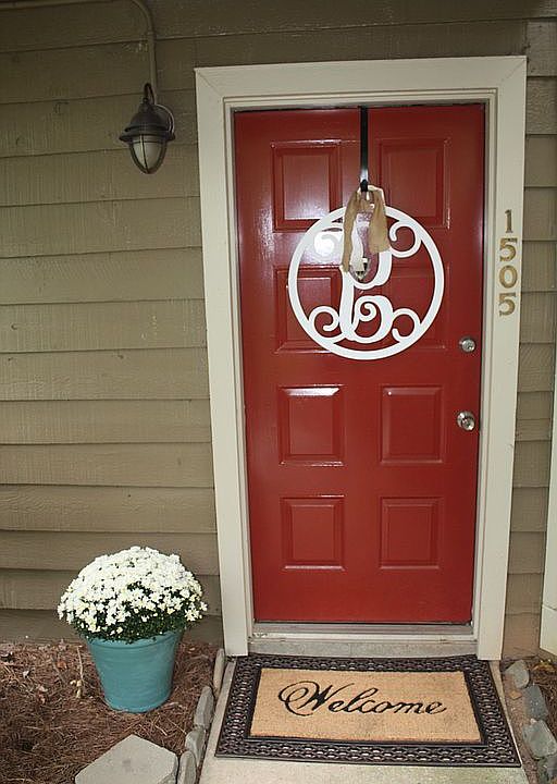 1st image of 1505 Riverview Dr SE
