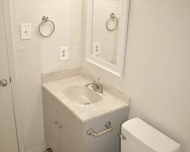 131 Legendary Ln — Photo 4