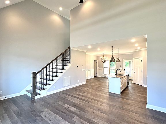 5th image of 1020 Jackston Mack Way #21