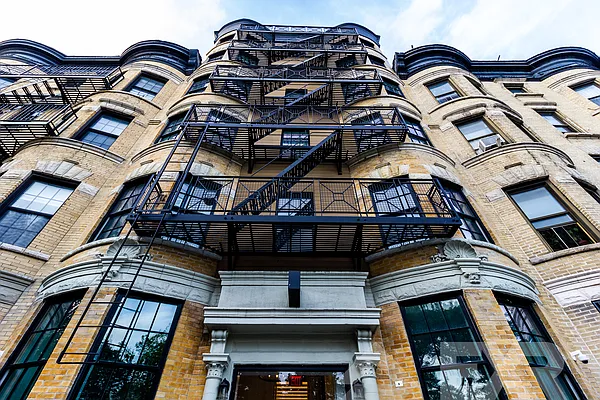 Rented by EXR | media 13