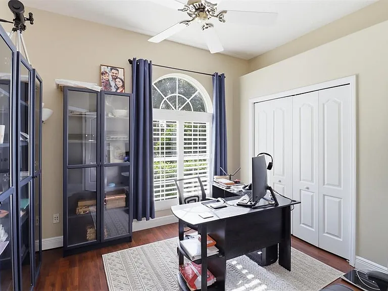 1124 Cypress Loft Pl — Photo 28