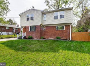 1303 Thornden Rd, Rockville, MD 20851