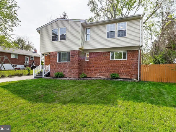 1303 Thornden Rd, Rockville, MD 20851