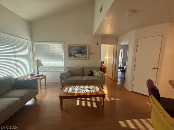 460 Elm Dr Unit 201, Las Vegas, NV 89169