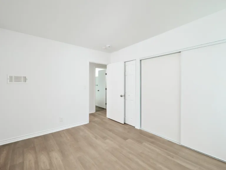 2643 Centinela Avenue — Photo 32