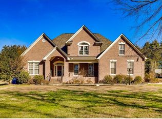 510 Davis Farm Dr, Salisbury, NC 28147