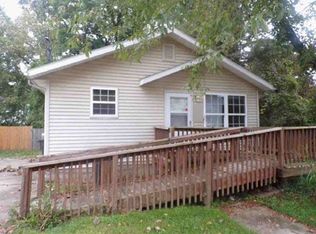 468 Gibbs Rd, Akron, OH 44312