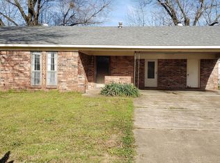 702 N Louisville Ave, Russellville, AR 72801