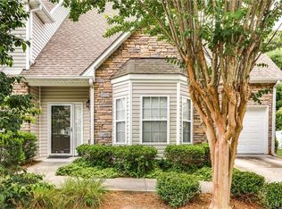 3830 Wayfarer Dr, Greensboro, NC 27410