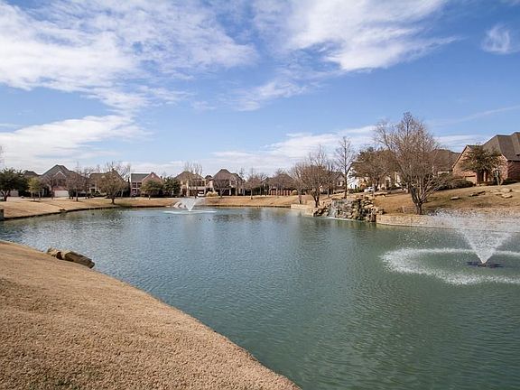 5th image of 53 Tranquil Pond Dr