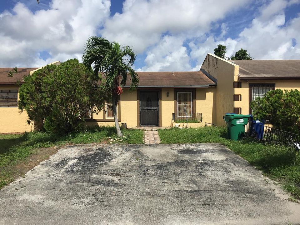 1st image of 2901 NW 204th Ln