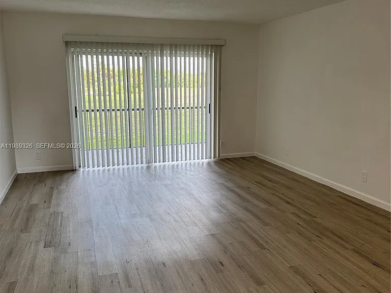 6301 N Falls Circle Dr #213 — Photo 13
