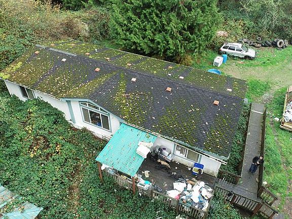 3rd image of 18420 33rd Street Ct N