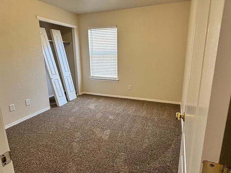 1326 Magoffin Pl — Photo 16