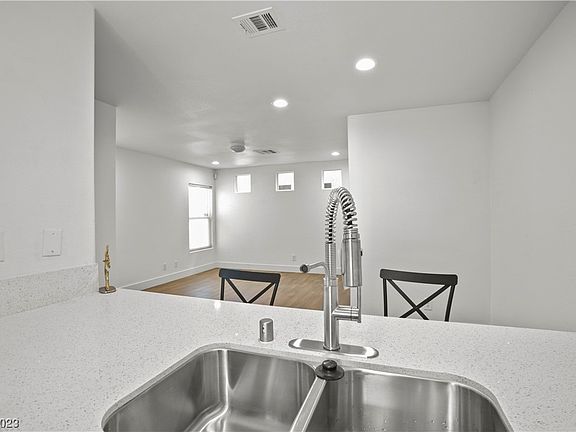 5th image of 6228 Oread Ave