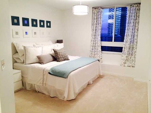 5th image of 1330 West Ave APT 1707