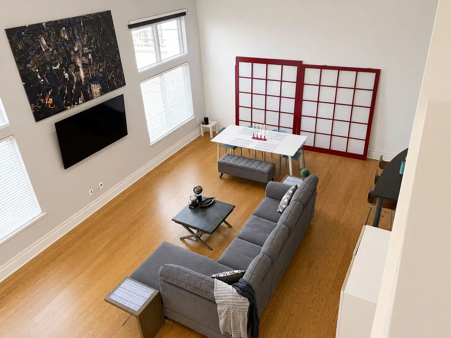 Rare Top-Floor Frunished Loft in Elizabeth with 22' Ceilings, Gated Parking and Walkable Dining — Photo 3