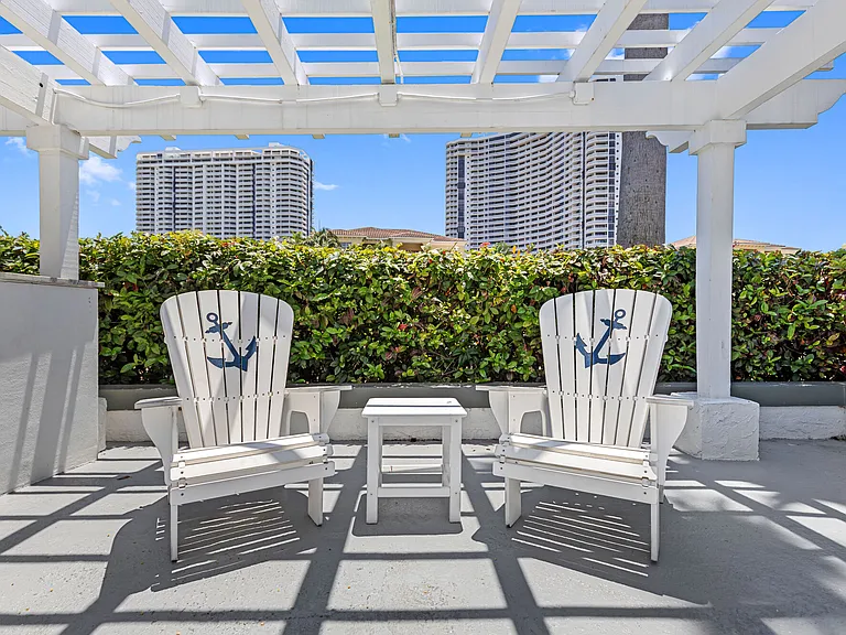 Town Aventura — Photo 16