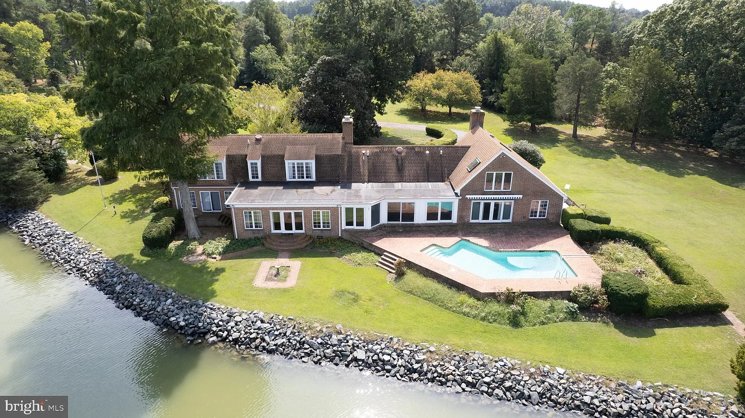 5499 Anderby Hall Rd photo 1