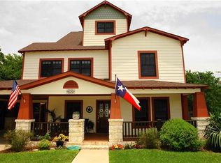 409 Cedar St, Cedar Hill, TX 75104