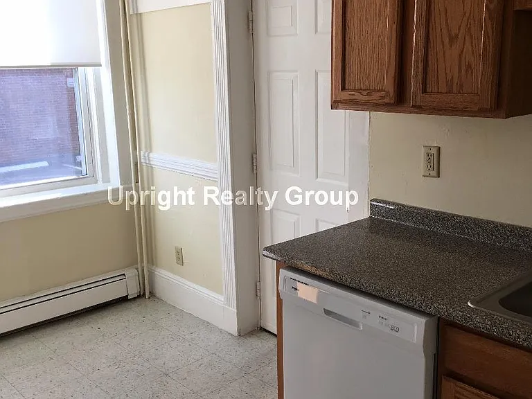 81 Empire St #3 — Photo 5