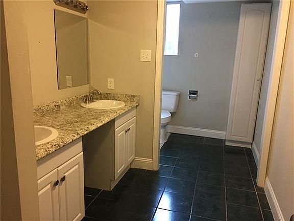 5th image of 616 Carrollton Ave #A
