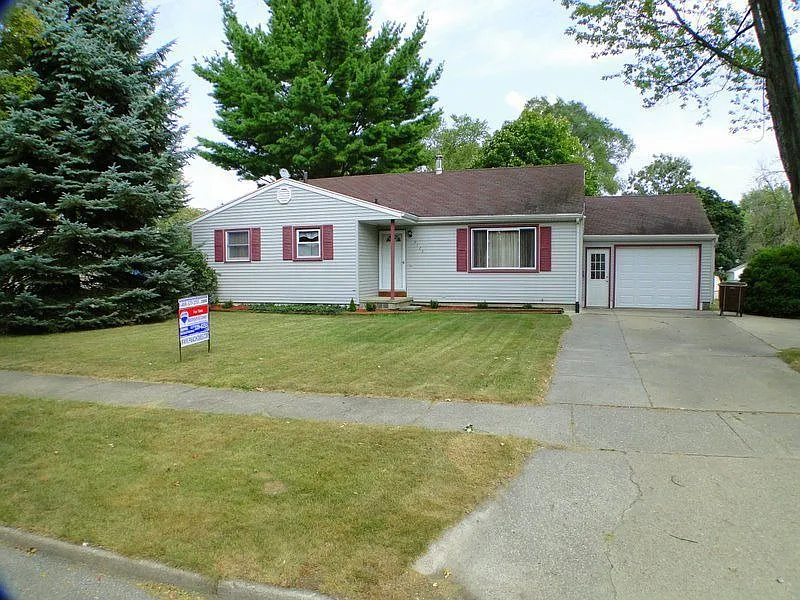 3123 S Catherine St photo 1