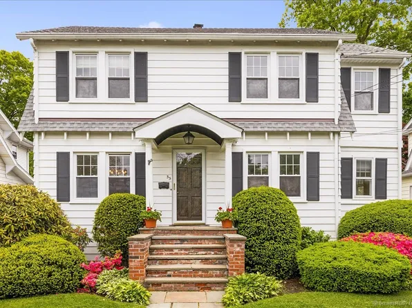 35 Rachelle Avenue, Stamford, CT 06905