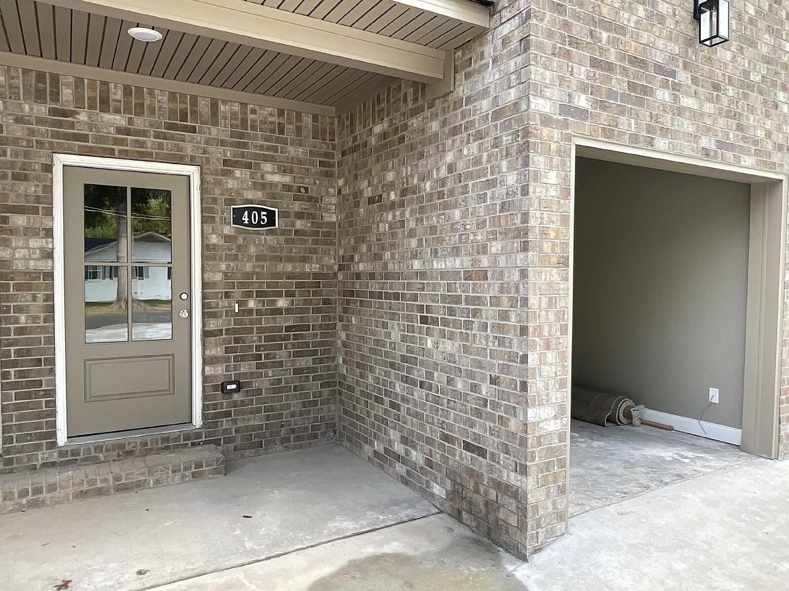 3 bed, 3.0 bath, $1,750 — Photo 2